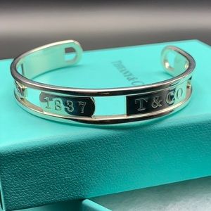 {Retired} Tiffany & Co. Silver Elements Cuff - M